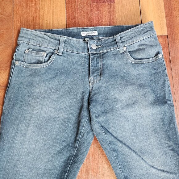 Forever 21 Gray Straight Leg Jeans Size 7 - Picture 7 of 16